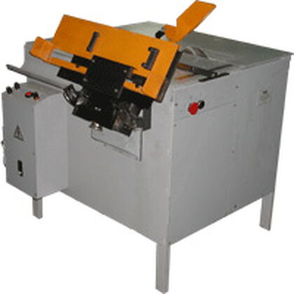 Станок для изготовления пазовых клиньев для электромашин из изоляционных материалов СКЛ-901